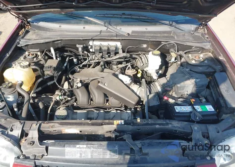 2005 Ford Escape Limited from USA, damaged, VIN 1FMYU94185KB95271